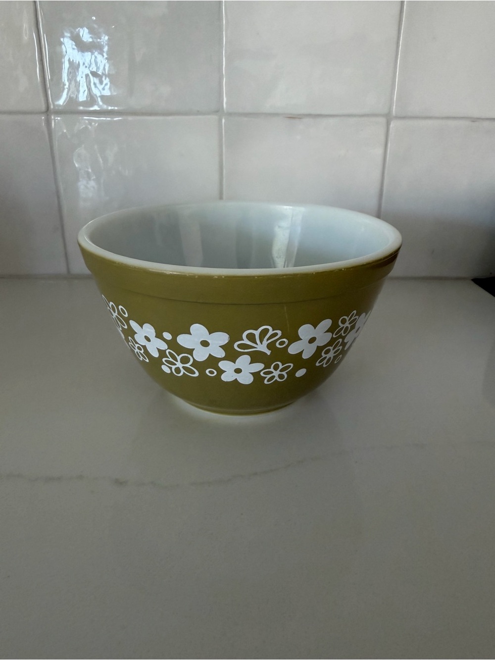Vintage Pyrex "Spring Blossom Green" (Crazy Daisy) Mixing Bowl – Retro 1970s 401